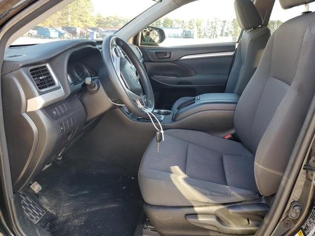 Снимка 7 от търг – 2018 TOYOTA HIGHLANDER с VIN 5TDBZRFH1JS846183