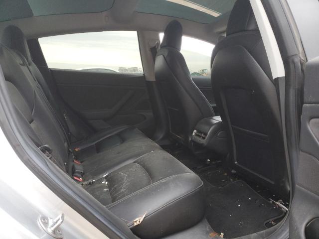 Photo 10 from auction – 2018 TESLA MODEL 3 with VIN 5YJ3E1EA9JF060805