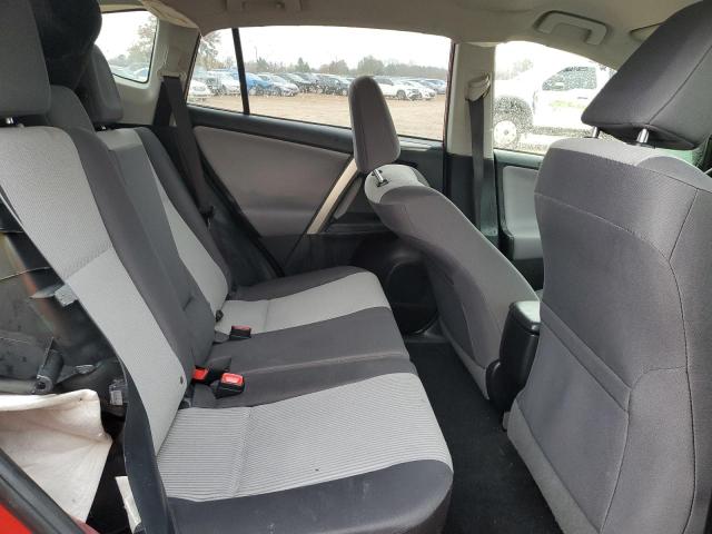 Photo 11 from auction – 2015 TOYOTA RAV4 LE with VIN JTMZFREVXFJ028356