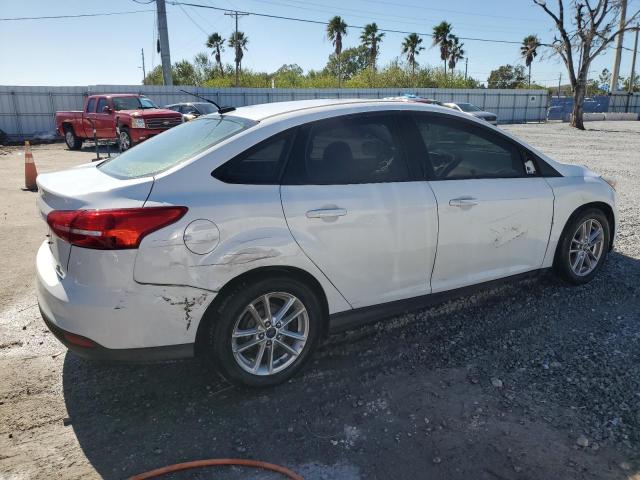 Photo 3 from auction – 2015 FORD FOCUS SE with VIN 1FADP3F22FL376056