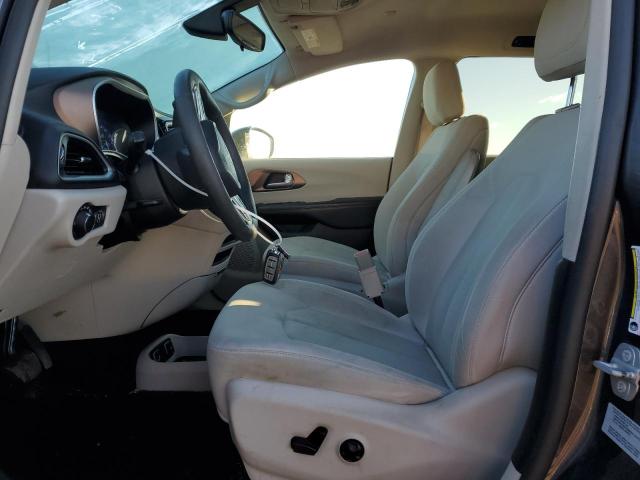 Photo 7 from auction – 2017 CHRYSLER PACIFICA T with VIN 2C4RC1DG4HR516231