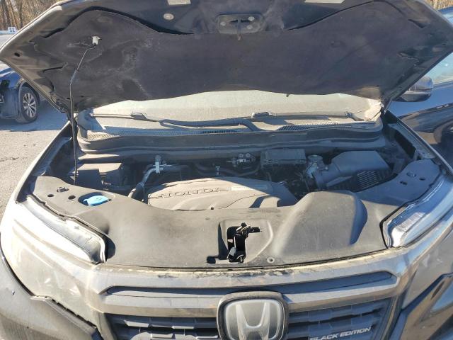 Photo 11 from auction – 2018 HONDA RIDGELINE with VIN 5FPYK3F82JB015041