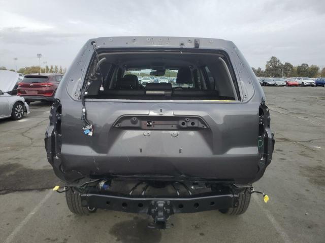 Photo 6 from auction – 2022 TOYOTA 4RUNNER SR with VIN JTESU5JR7N6013979