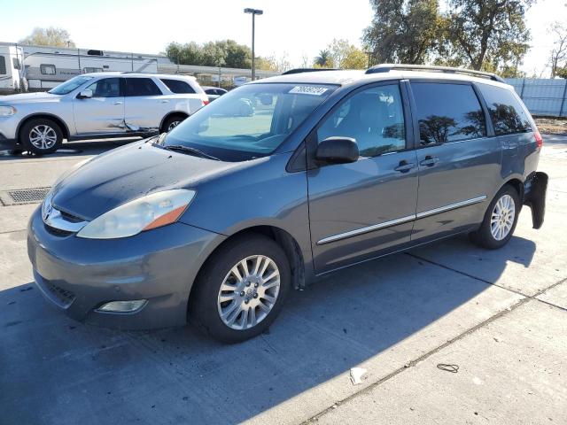 TOYOTA SIENNA XLE 2010 with VIN 5TDYK4CC2AS312944 - Photo from auction