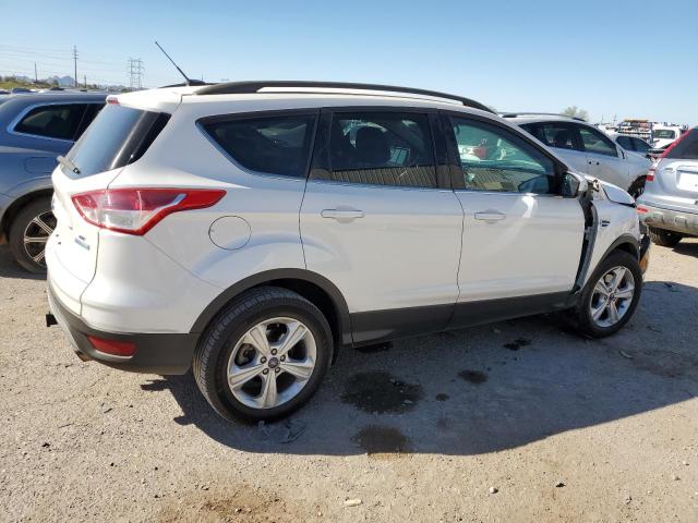 Photo 3 from auction – 2016 FORD ESCAPE SE with VIN 1FMCU0GX2GUC60354