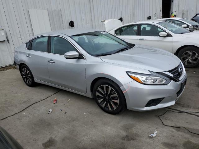 Photo 4 from auction – 2018 NISSAN ALTIMA 2.5 with VIN 1N4AL3AP3JC177253
