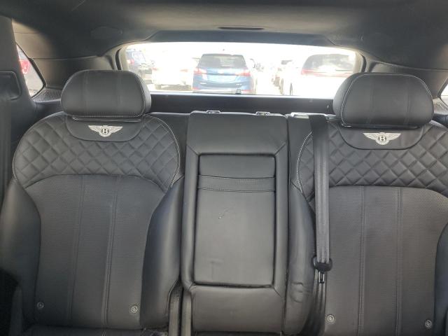 Photo 10 from auction – 2018 BENTLEY BENTAYGA with VIN SJAAC2ZV9JC018049