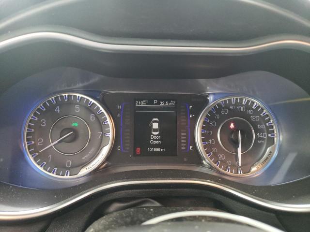 Photo 9 from auction – 2016 CHRYSLER 200 LIMITE with VIN 1C3CCCAB4GN178968