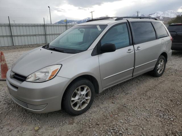 TOYOTA SIENNA LE 2004 with VIN 5TDBA23C44S024439 - Photo from auction