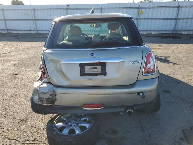 Photo 6 from auction – 2007 MINI COOPER with VIN WMWMF335X7TL67261