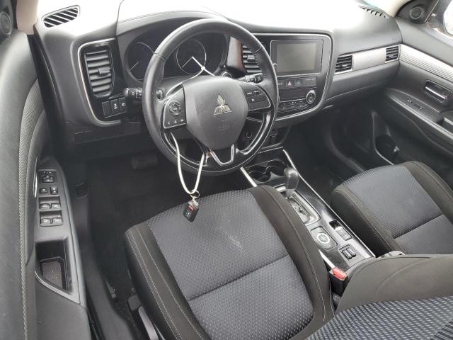 Photo 8 from auction – 2018 MITSUBISHI OUTLANDER with VIN JA4AZ3A31JZ041684