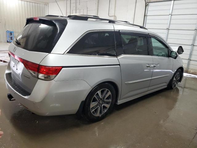 Photo 3 from auction – 2014 HONDA ODYSSEY TO with VIN 5FNRL5H95EB022258