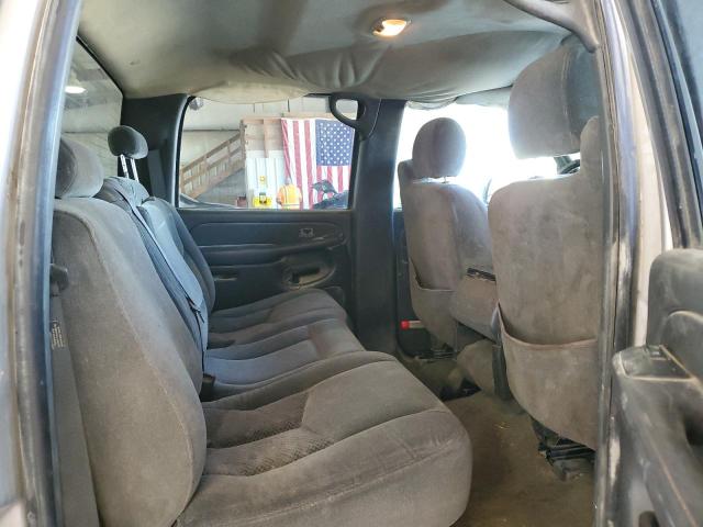Photo 10 from auction – 2005 CHEVROLET SILVERADO with VIN 1GCHK23285F891892