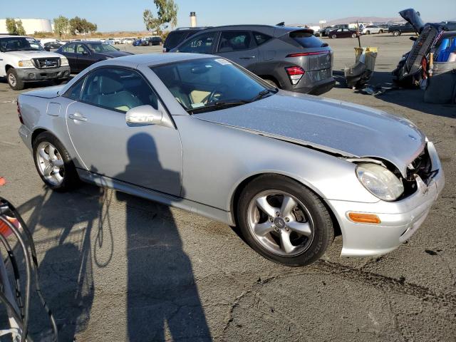 Photo 4 from auction – 2001 MERCEDES-BENZ SLK 320 with VIN WDBKK65F11F200031