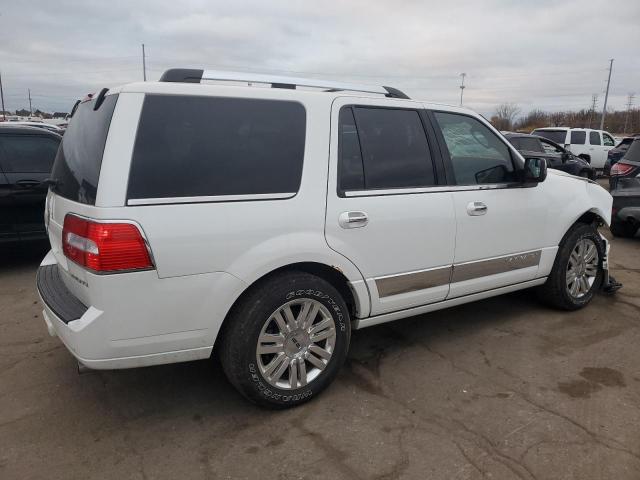 Photo 3 from auction – 2013 LINCOLN NAVIGATOR with VIN 5LMJJ2J51DEL08870
