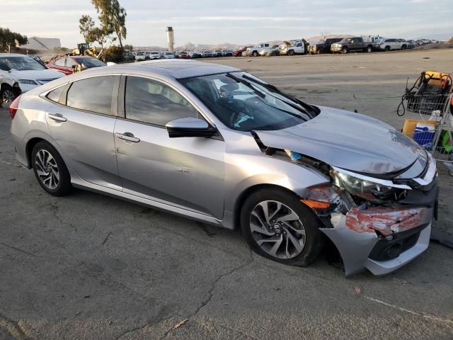 Photo 4 from auction – 2018 HONDA CIVIC EX with VIN 2HGFC2F88JH567422