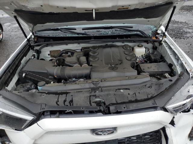Photo 12 from auction – 2023 TOYOTA 4RUNNER SE with VIN JTERU5JR0P6207917