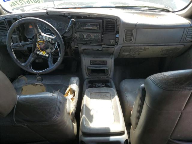 Photo 8 from auction – 2001 CHEVROLET SILVERADO with VIN 2GCEC19T911216659
