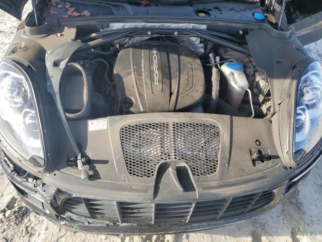 Photo 12 from auction – 2017 PORSCHE MACAN with VIN WP1AA2A50HLB05623