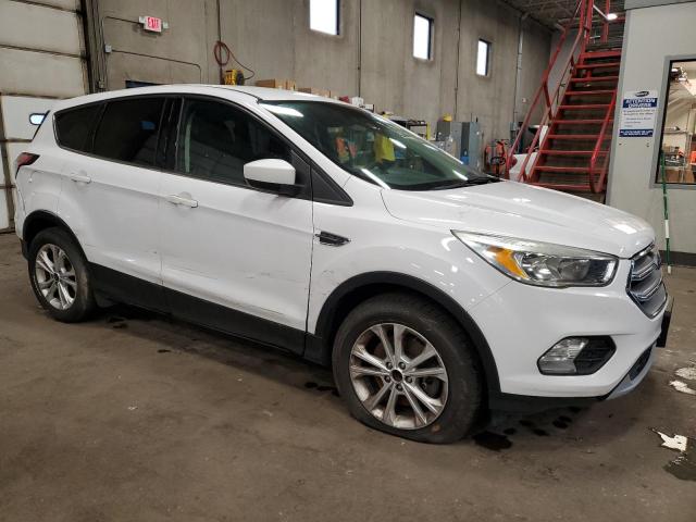 Photo 4 from auction – 2017 FORD ESCAPE SE with VIN 1FMCU9GD7HUC90669