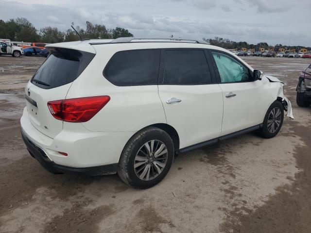 Photo 3 from auction – 2017 NISSAN PATHFINDER with VIN 5N1DR2MN3HC671595