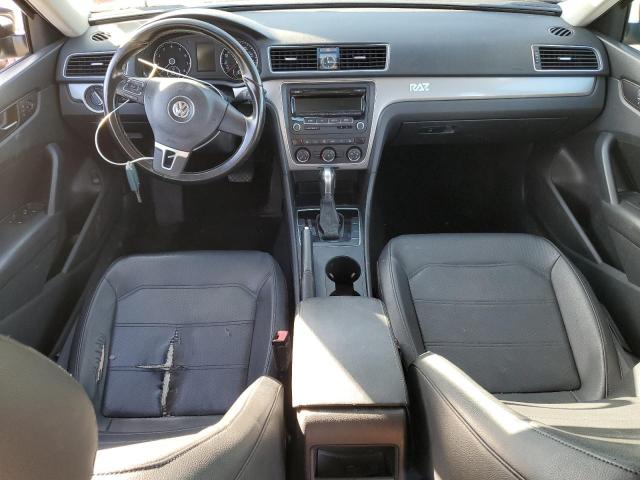 Photo 8 from auction – 2015 VOLKSWAGEN PASSAT S with VIN 1VWAT7A32FC040663