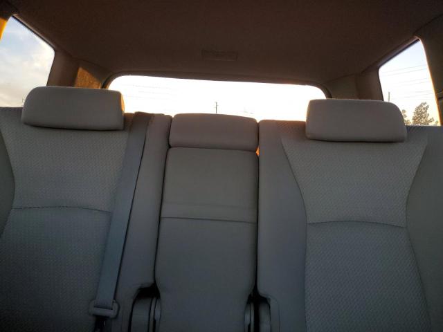 Photo 10 from auction – 2004 TOYOTA HIGHLANDER with VIN JTEGP21A240040319