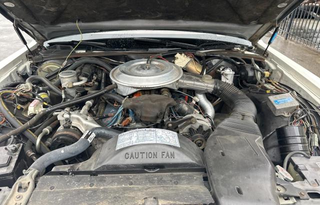 Photo 7 from auction – 1982 LINCOLN TOWN CAR with VIN 1LNBP94F9CY621990