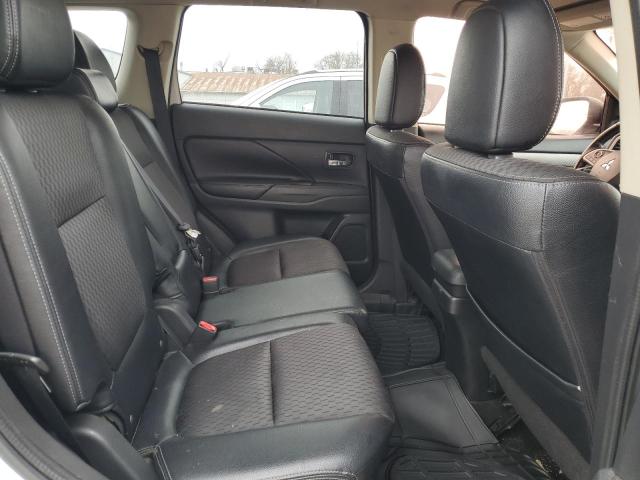 Photo 10 from auction – 2015 MITSUBISHI OUTLANDER with VIN JA4AZ3A35FZ008405