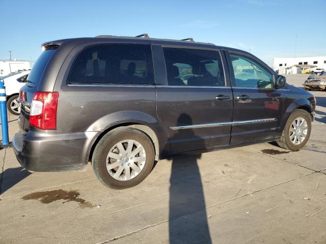 Photo 3 from auction – 2016 CHRYSLER TOWN & COU with VIN 2C4RC1BG6GR223027