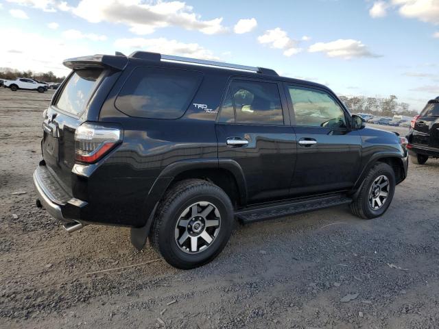 Photo 3 from auction – 2018 TOYOTA 4RUNNER SR with VIN JTEBU5JR3J5484754