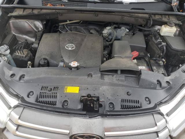 Photo 12 from auction – 2018 TOYOTA HIGHLANDER with VIN 5TDKZRFH5JS540491