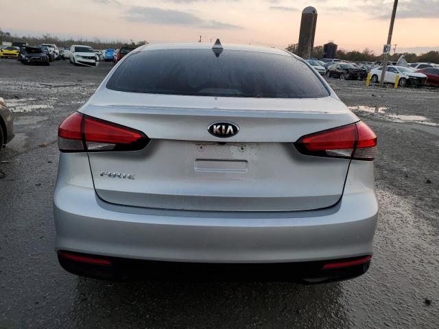 Photo 6 from auction – 2018 KIA FORTE LX with VIN 3KPFL4A71JE238856