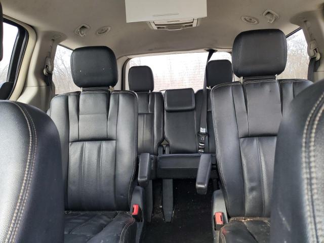 Photo 10 from auction – 2014 CHRYSLER TOWN & COU with VIN 2C4RC1BG2ER314504