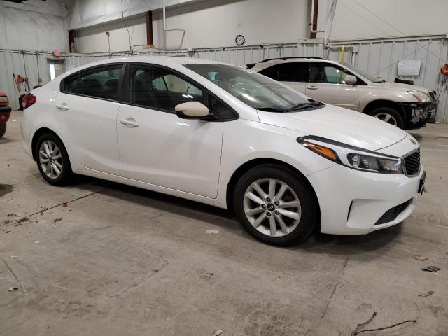 Photo 4 from auction – 2017 KIA FORTE LX with VIN 3KPFL4A74HE132427