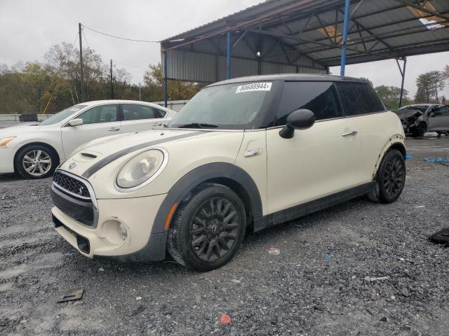 MINI COOPER S 2014 with VIN WMWXM7C51ET925716 - Photo from auction