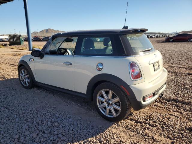 Photo 2 from auction – 2011 MINI COOPER S with VIN WMWSV3C51BTY23750