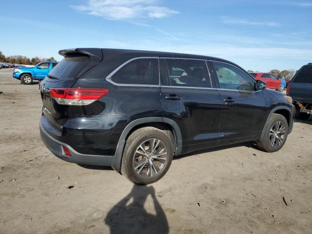 Photo 3 from auction – 2018 TOYOTA HIGHLANDER with VIN 5TDBZRFH5JS499358