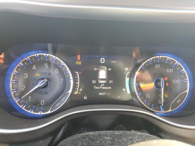 Photo 9 from auction – 2017 CHRYSLER PACIFICA L with VIN 2C4RC1GG6HR840244