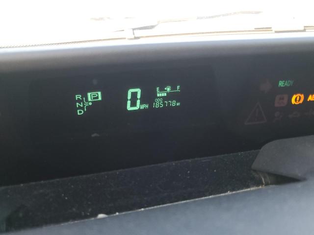Photo 9 from auction – 2006 TOYOTA PRIUS with VIN JTDKB20U267513154