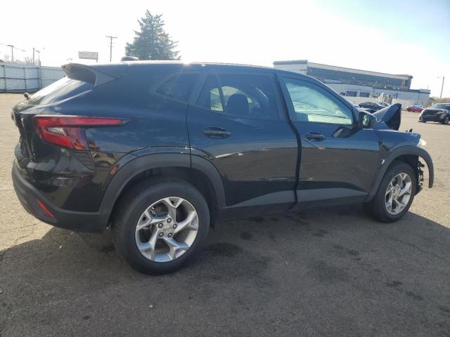 Photo 3 from auction – 2024 CHEVROLET TRAX LS with VIN KL77LFE20RC229578