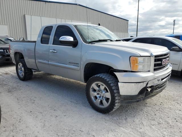 Photo 4 from auction – 2011 GMC SIERRA C15 with VIN 1GTR1VE04BZ415802