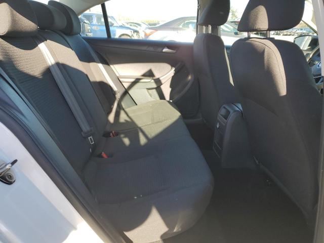 Photo 10 from auction – 2016 VOLKSWAGEN JETTA S with VIN 3VW267AJ4GM315315