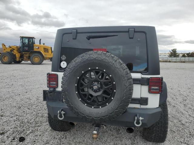 Photo 6 from auction – 2015 JEEP WRANGLER U with VIN 1C4BJWDGXFL605733
