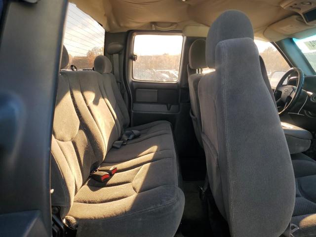 Photo 10 from auction – 2005 CHEVROLET SILVERADO with VIN 2GCEK19T551216568