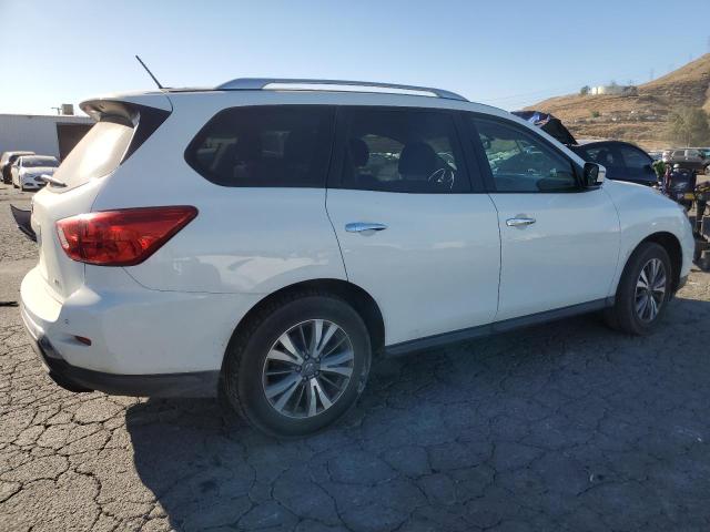 Photo 3 from auction – 2017 NISSAN PATHFINDER with VIN 5N1DR2MN1HC681641