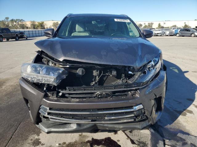 Photo 5 from auction – 2017 TOYOTA HIGHLANDER with VIN 5TDDZRFH2HS427004