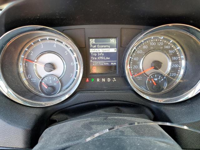 Photo 9 from auction – 2013 CHRYSLER TOWN & COU with VIN 2C4RC1CG5DR664514