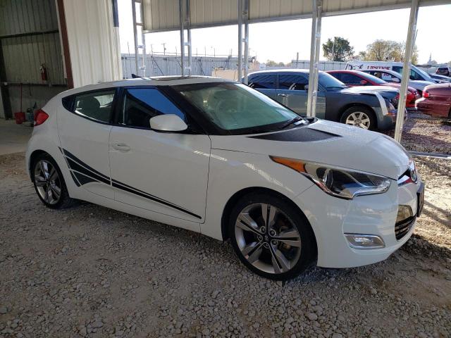 Photo 4 from auction – 2016 HYUNDAI VELOSTER with VIN KMHTC6AD7GU280037