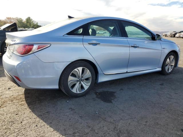 Photo 3 from auction – 2015 HYUNDAI SONATA HYB with VIN KMHEC4A43FA124753